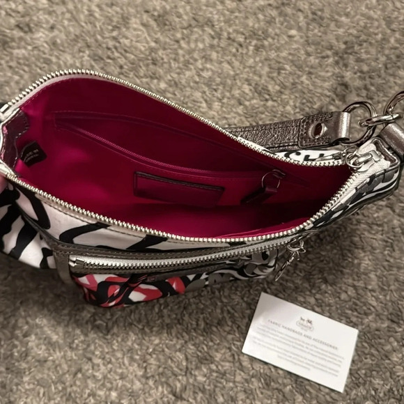 Coach Limited Edition Out of Print Vintage Poppy Graffiti Groovy Hand Bag - Picture 11 of 13